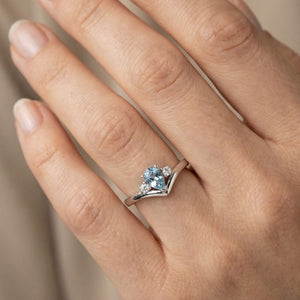 Anillo plata 925 tiara pico dedo