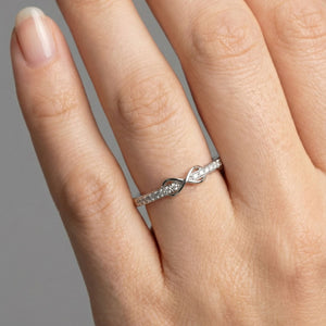 Anillo de plata de ley 925 con símbolo del infinito de circonitas