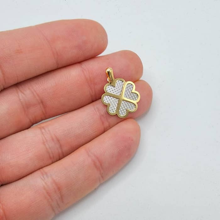 Colgante de oro y oro blanco de primera ley 18k en forma de trébol