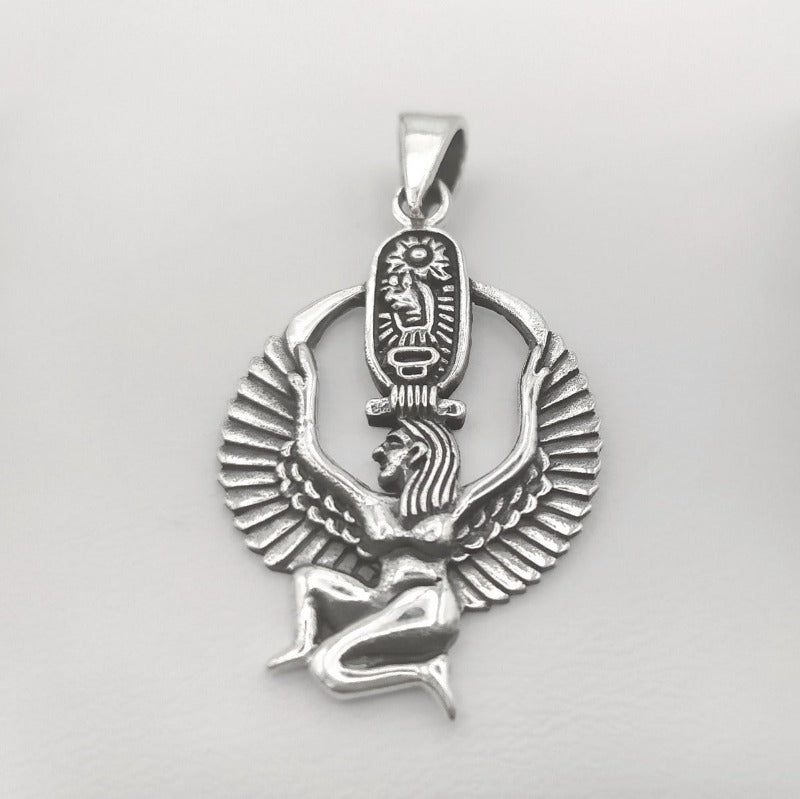 Colgante de plata diosa Isis, 34 mm de alto. detalle zoom