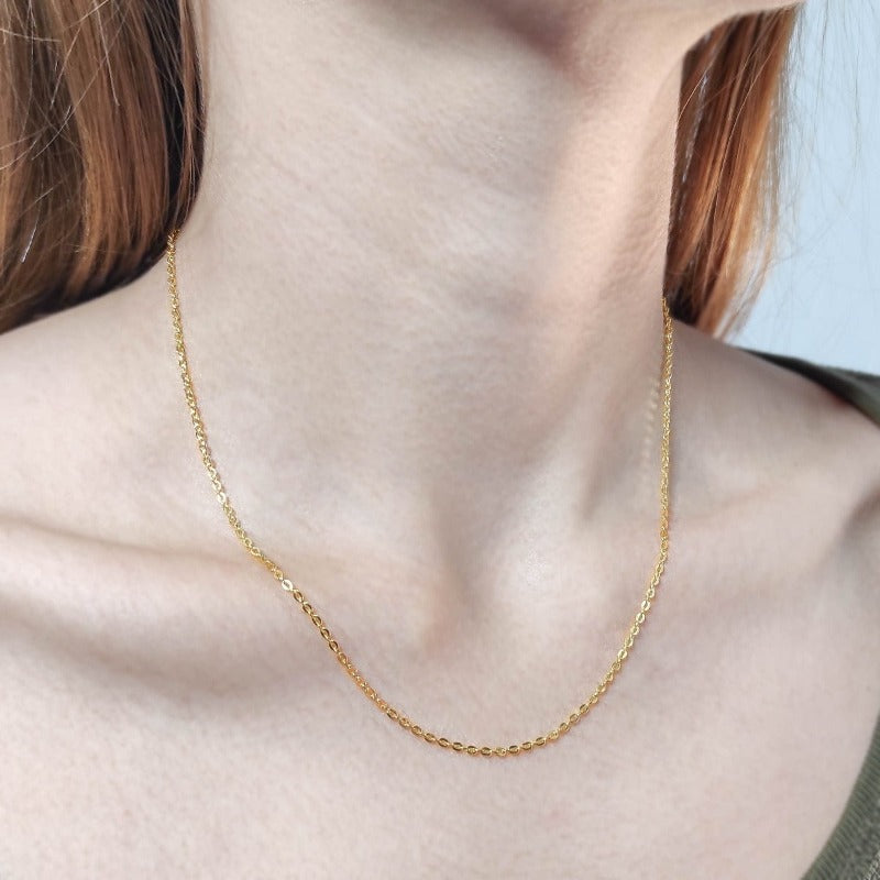 Cadena de oro de ley 18k para mujer modelo "forzada" fina cuello