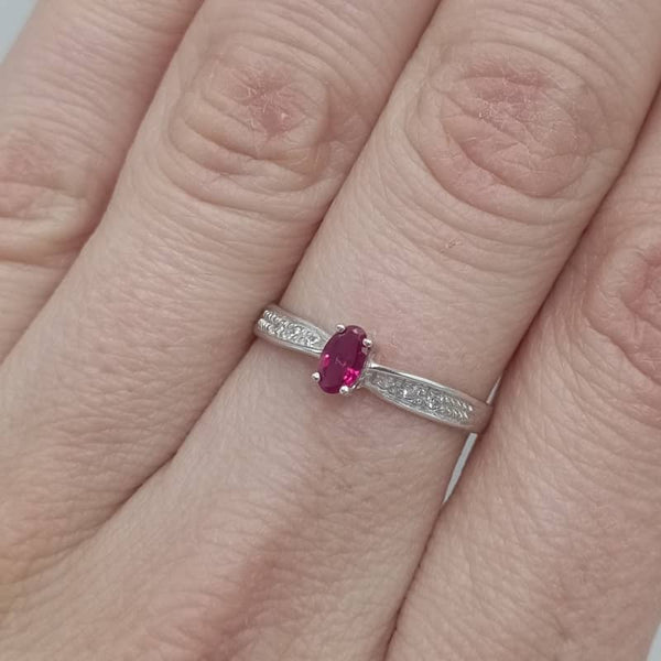 Anillo oro blanco ondulado Joyeria Pepe Lozano